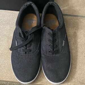 Konkrete Alpha Rare Men's Sneakers NEW low top size 11 104575-01